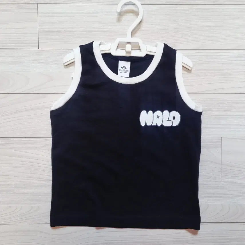 [BUNJANG] Naro Black Sleeveless T-Shirt Size M / 나로 검정색 민소매 티셔츠 M사이즈