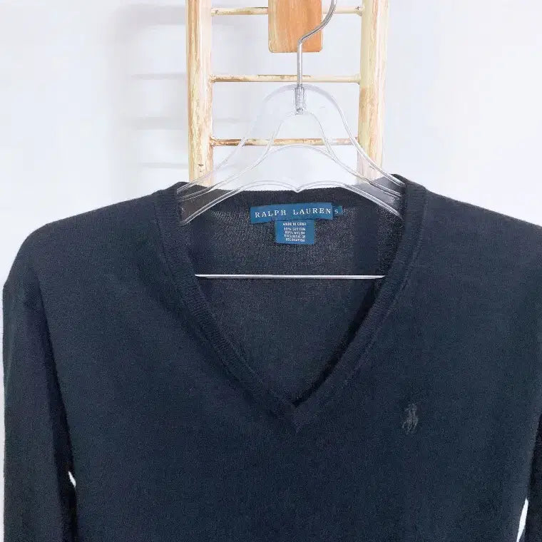 [SOLD OUT] (여성S)랄프로렌블랙코튼V넥긴팔니트