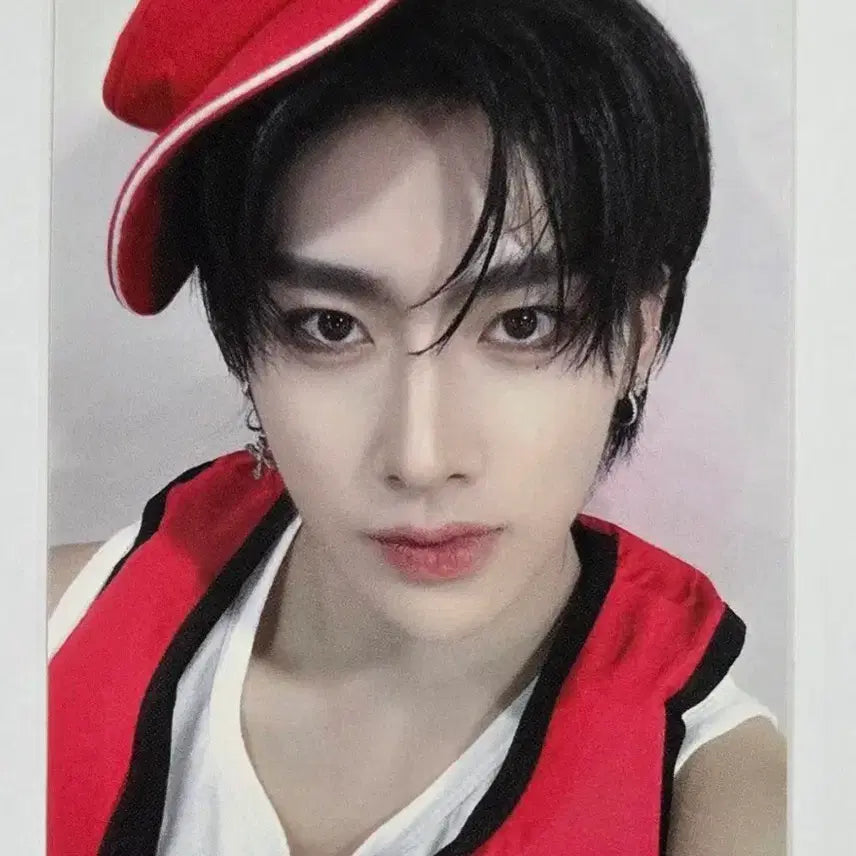 [BUNJANG] ZB1 Ricky Blue Paradise Apple Music POB Photocard / ZB1 제베원 리키 시네마 파라다이스 애플뮤직 특전 포카