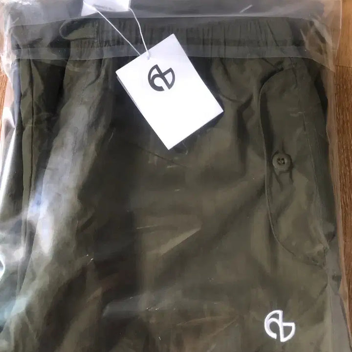 [BUNJANG] No Manual N.S.C Parachute Pants Khaki L / 노매뉴얼 N.S.C 파라슈트 팬츠 카키 L 새상품