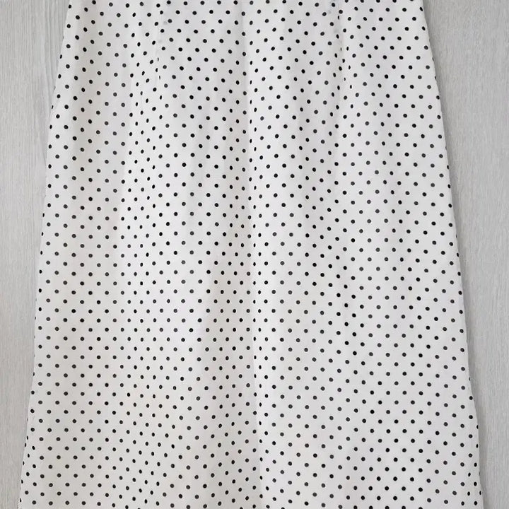 [SOLD OUT] S 도트스커트 새상품 국산