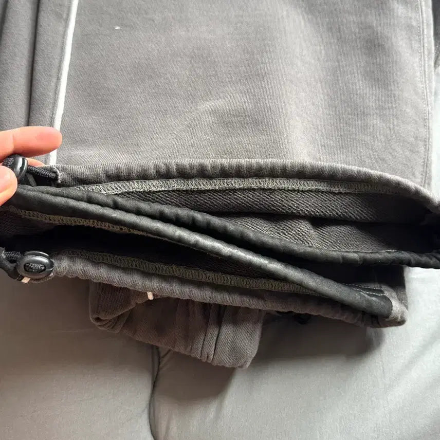 [BUNJANG] Polytelu Fatigue Sweatpants Khaki Green / 2) 폴리테루 퍼티그 스웻팬츠 카키그린 카그