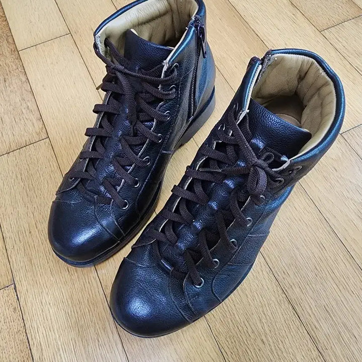 [SOLD OUT] 미착용) 발편한 천연가죽 워커 부츠 235~240