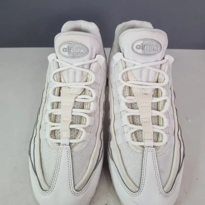 [BUNJANG] Nike Air Max 95 All White Sneakers / 효자빈티지 270 나이키 에어맥스95 올백