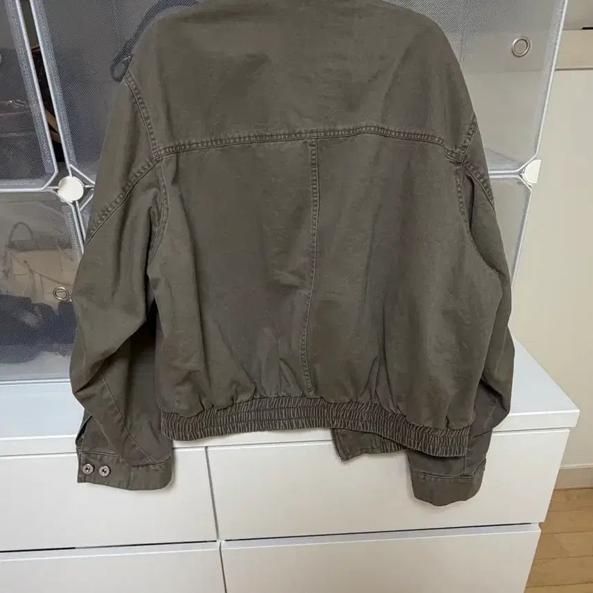 [BUNJANG] KARA Lightweight Jacket / 카라 간절기 자켓