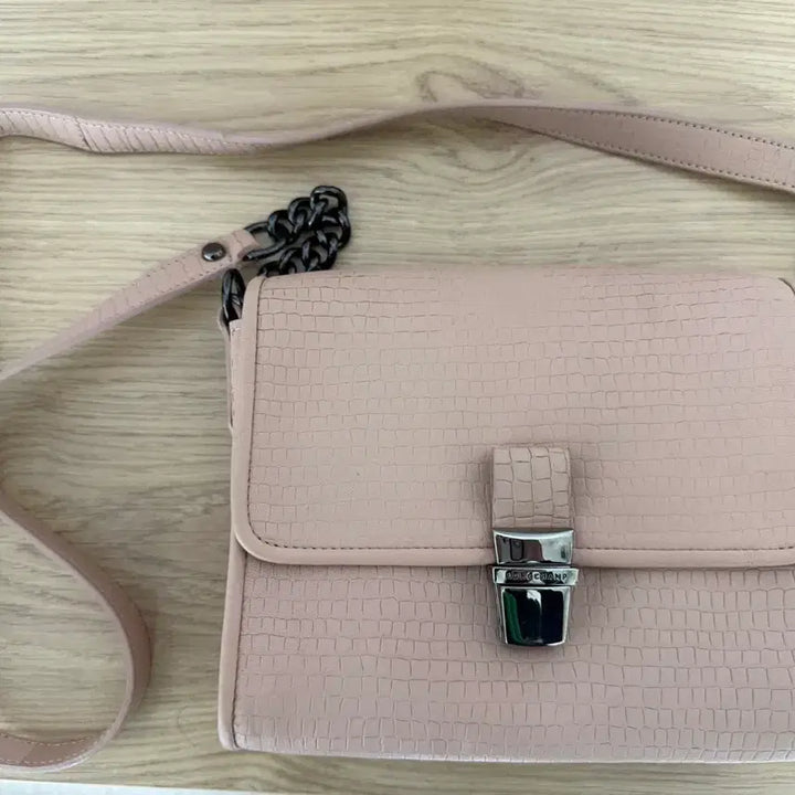 [BUNJANG] Longchamp Coachino Crossbody Bag Small Lambskin / 롱샴 코치노 크로스백 양가죽 스몰 스킨베이지