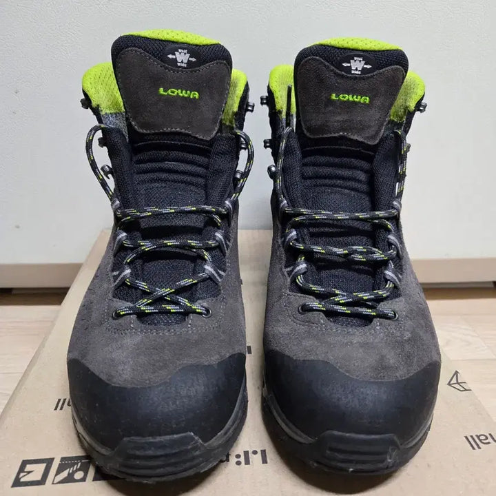 [BUNJANG] Lowa Explorer II GTX Mid Wide Men&