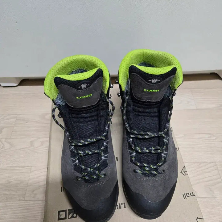 [BUNJANG] Lowa Explorer II GTX Mid Wide Men&