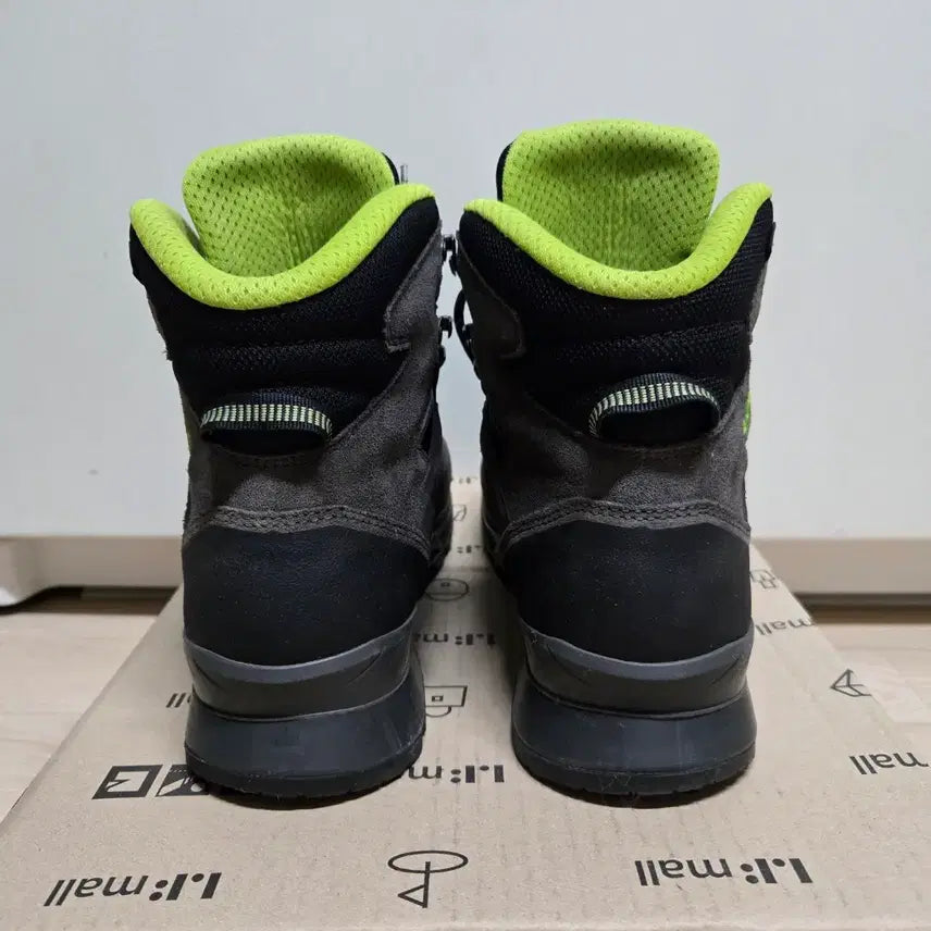 [BUNJANG] Lowa Explorer II GTX Mid Wide Men&