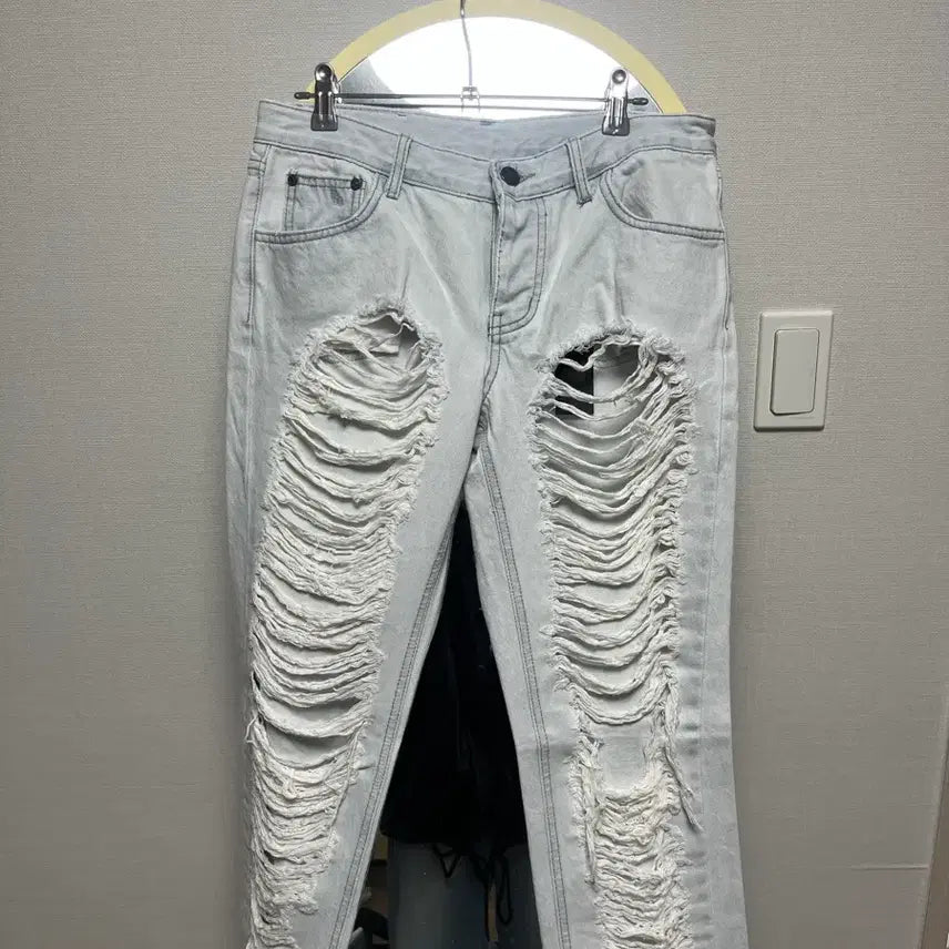 [BUNJANG] 3Times Alexa Low Rise Jeans / (택포, 택ㅇ)쓰리타임즈 쓰탐 알렉사 로우진 m
