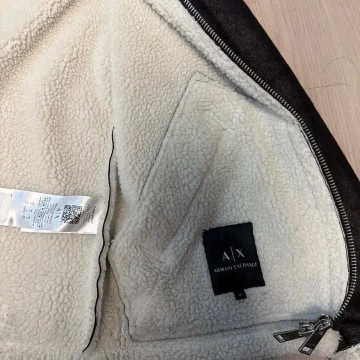 [BUNJANG] A|X Armani Exchange Shearling Lined Leather Jacket / 아르마니 익스체인지 무스탕