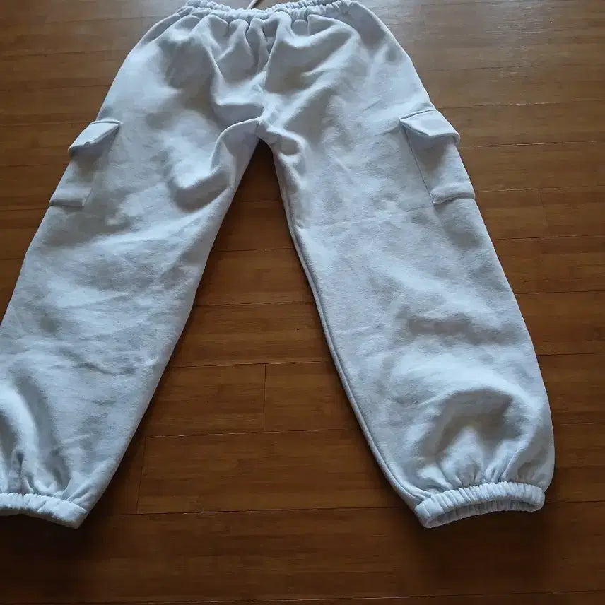 [BUNJANG] Ivory Cargo Jogger Training Pants / 아이보리 카고 조거 트레이닝 팬츠