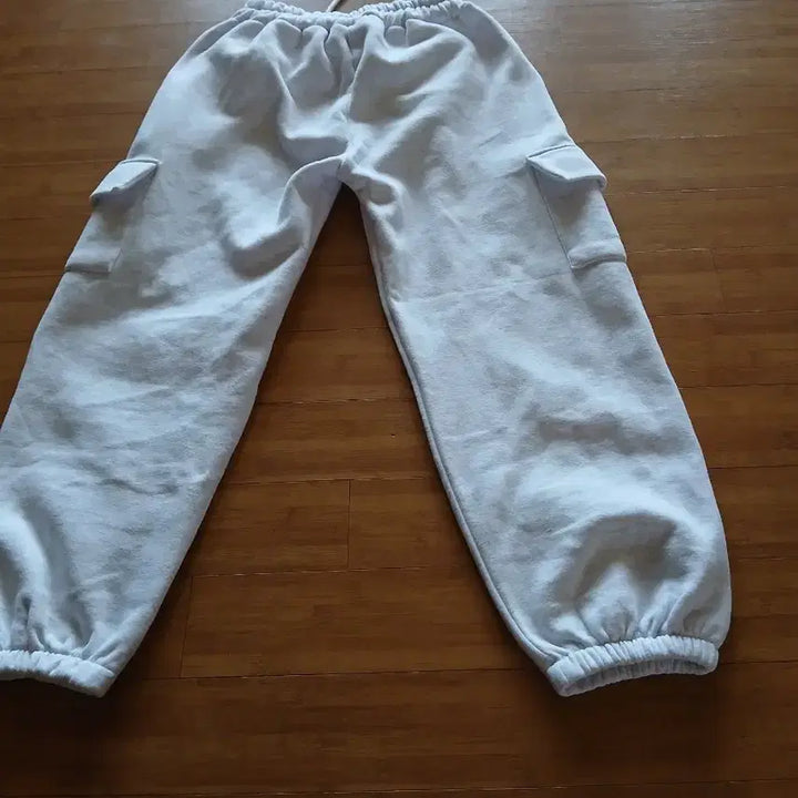 [BUNJANG] Ivory Cargo Jogger Training Pants / 아이보리 카고 조거 트레이닝 팬츠