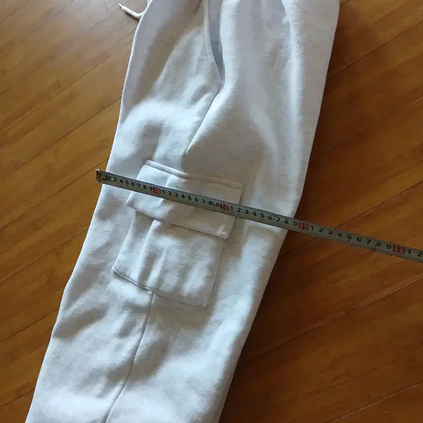 [BUNJANG] Ivory Cargo Jogger Training Pants / 아이보리 카고 조거 트레이닝 팬츠