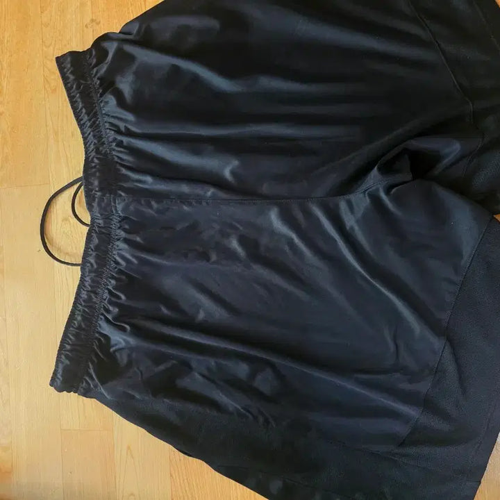 [SOLD OUT] 나이키 검은색 반바지 4xl 팝니다