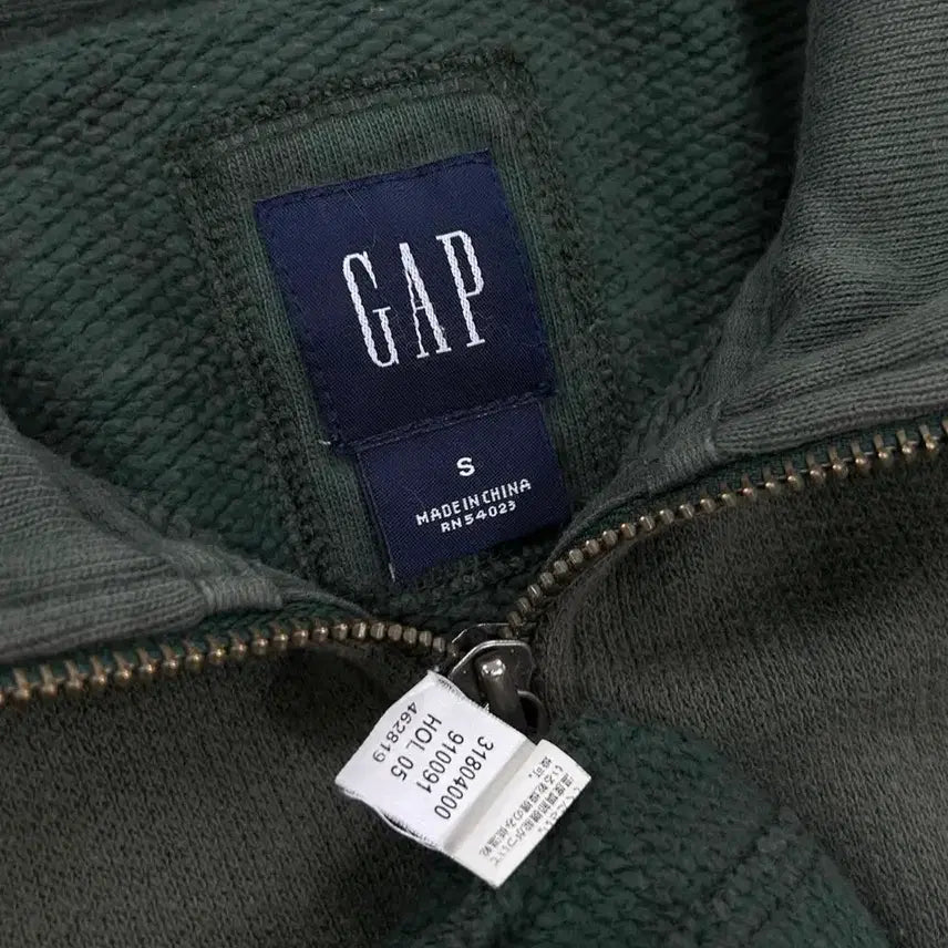[SOLD OUT] 갭 후드집업