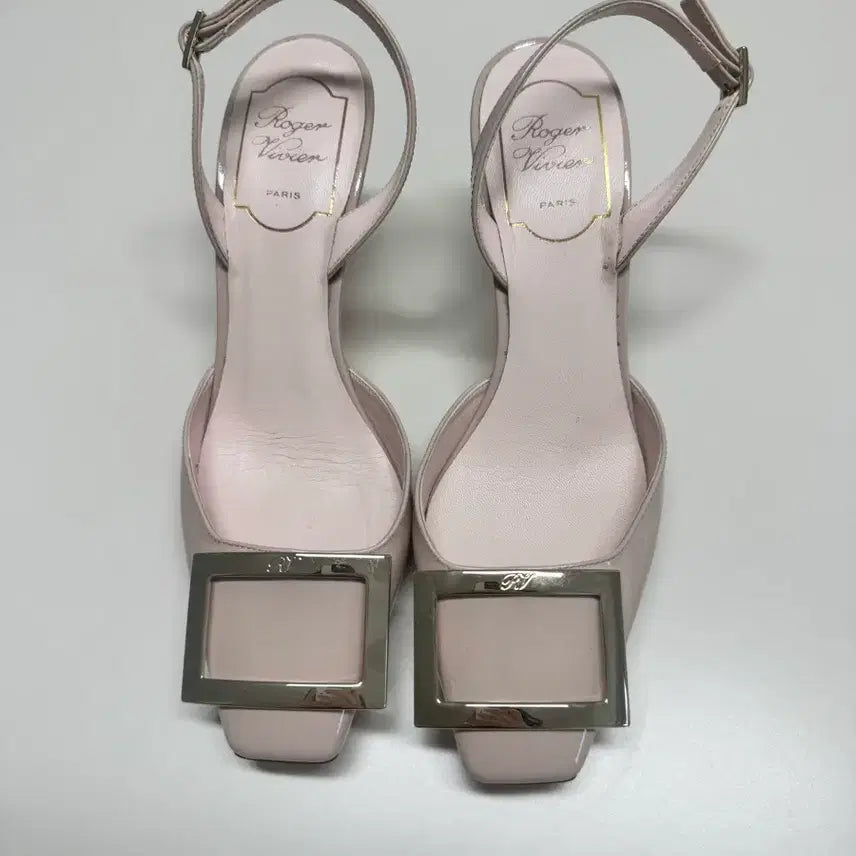 [SOLD OUT] 로저비비에 2025 s/s 뮬 핑크(235)