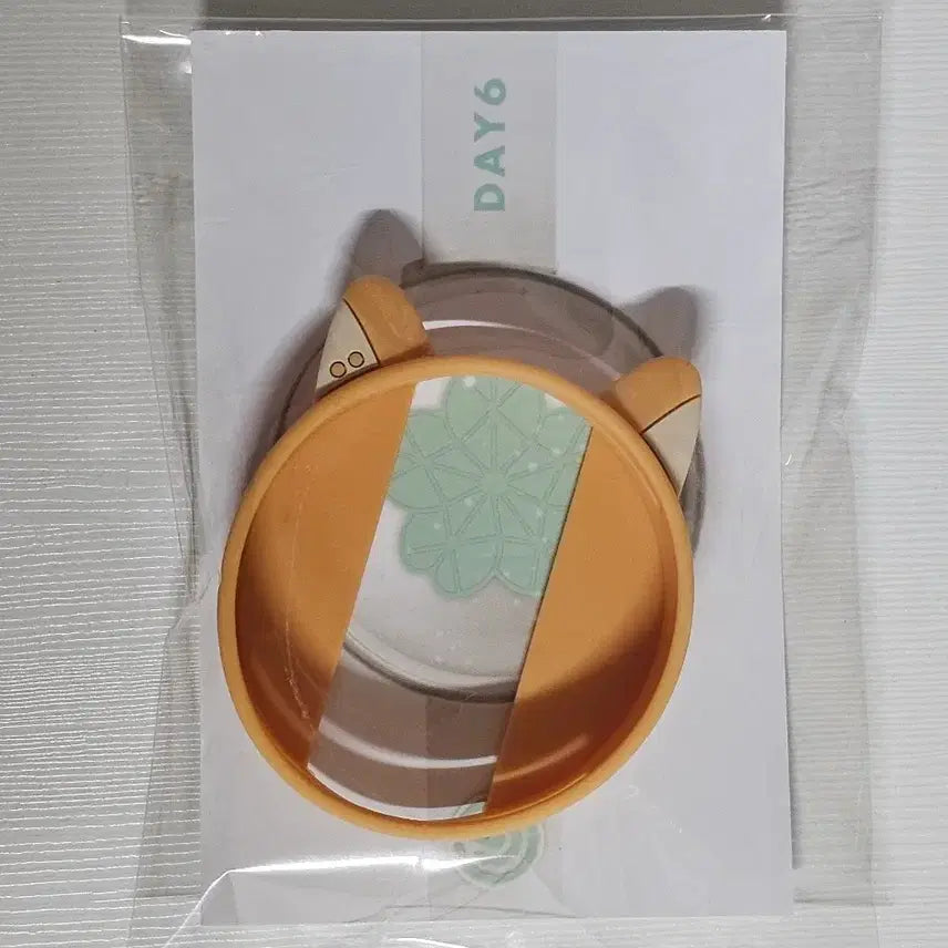 [SOLD OUT] 데이식스 쁘띠멀즈 워치 링커버 영케이