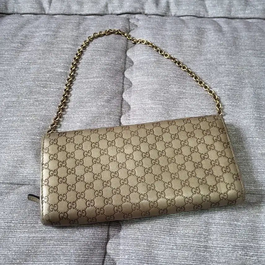 [BUNJANG] Gucci GG Logo Chain Wallet Clutch / 구찌 GG 로고 체인장 지갑 클러치