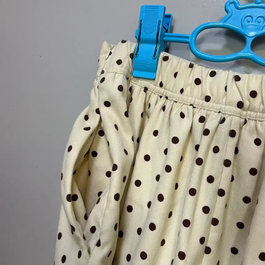 [SOLD OUT] 아이보리 도트 롱 스커트