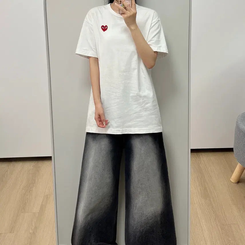 [SOLD OUT] 꼼데가르송 플레이 레드 하트 와펜 화이트 반팔 셔츠