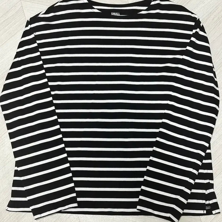 [SOLD OUT] 지오다노 스트라이프티