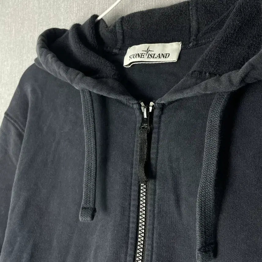 [SOLD OUT] [M] 스톤아일랜드 진네이비 집업 / 와펜없음