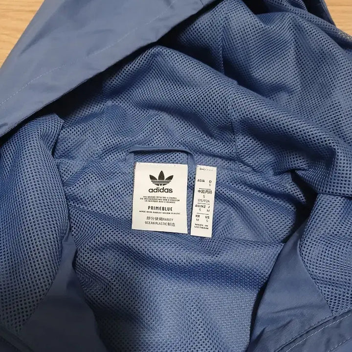 [BUNJANG] Adidas 3D Windbreaker Jacket / 아디다스 3D윈드브레이커 바람막이 m