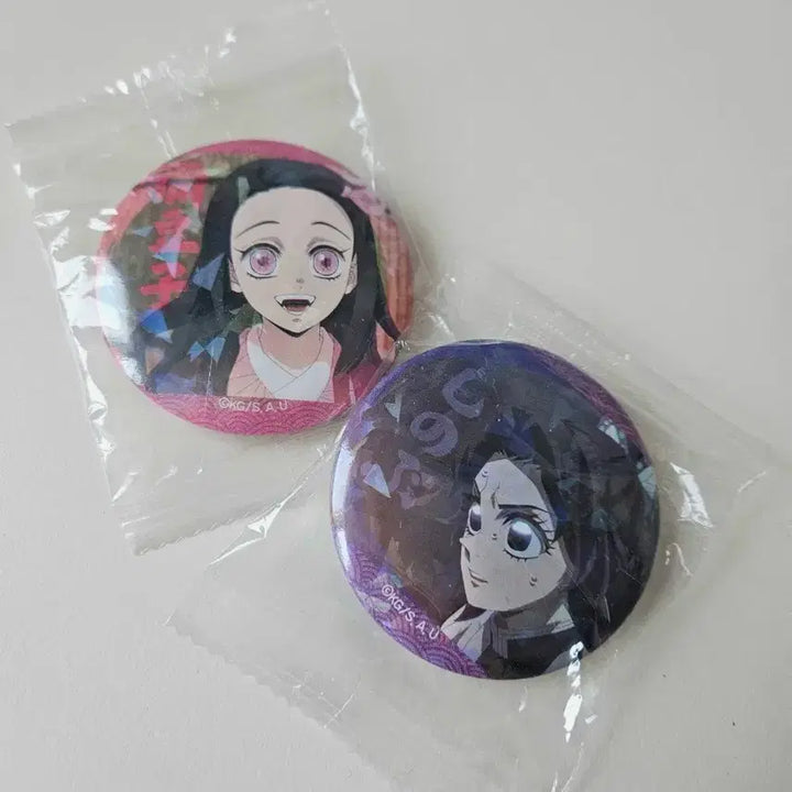 [SOLD OUT] [미개봉] 귀멸의 칼날 시노부 네즈코 캔뱃지 일괄