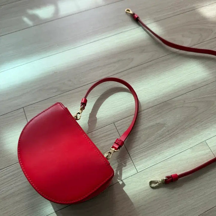 [BUNJANG] Elbategev Red Tote Crossbody Bag / 엘바테게브 레드 토트백 크로스백