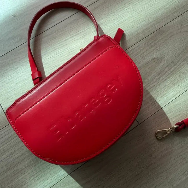 [BUNJANG] Elbategev Red Tote Crossbody Bag / 엘바테게브 레드 토트백 크로스백