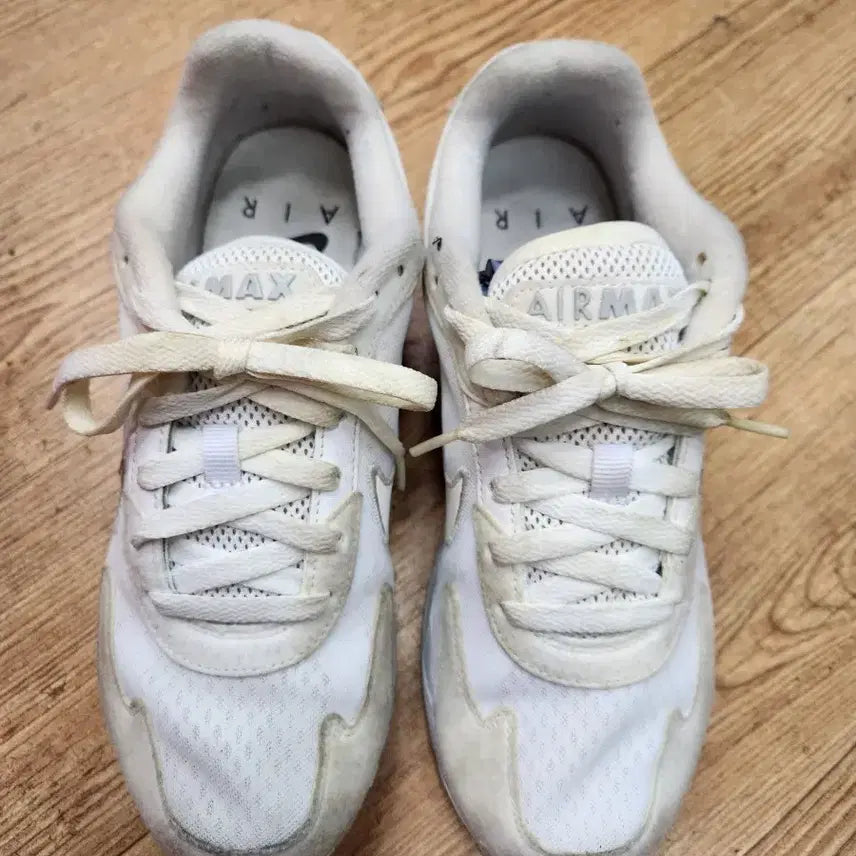 [BUNJANG] Nike Air Max White Sneakers / 나이키 에어맥스 화이트 운동화