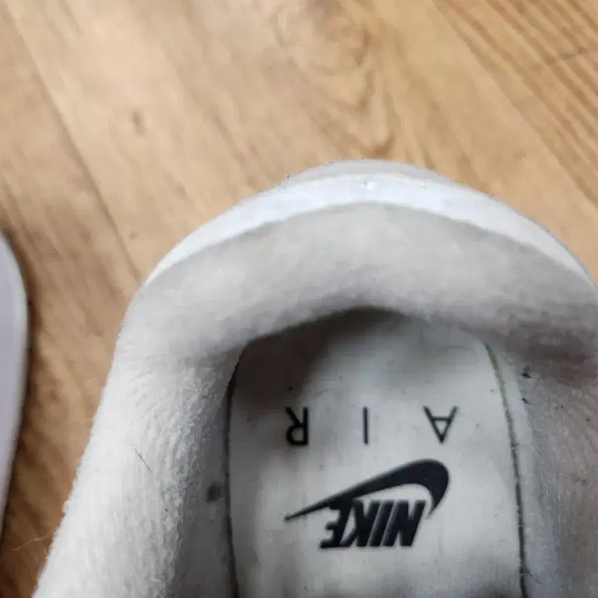 [BUNJANG] Nike Air Max White Sneakers / 나이키 에어맥스 화이트 운동화