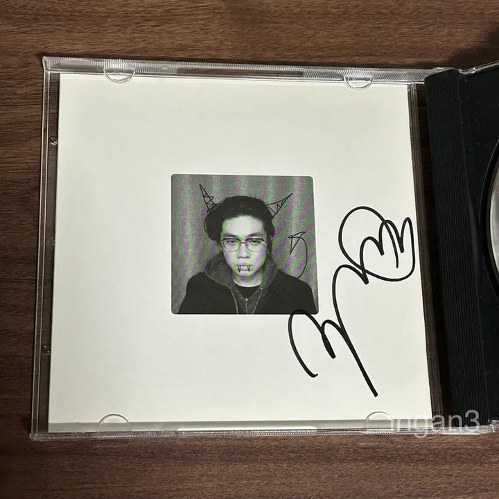 [BUNJANG] The Black Skirts Cherish Signed CD (First Edition) / 검정치마 떨스티 싸인cd 초판