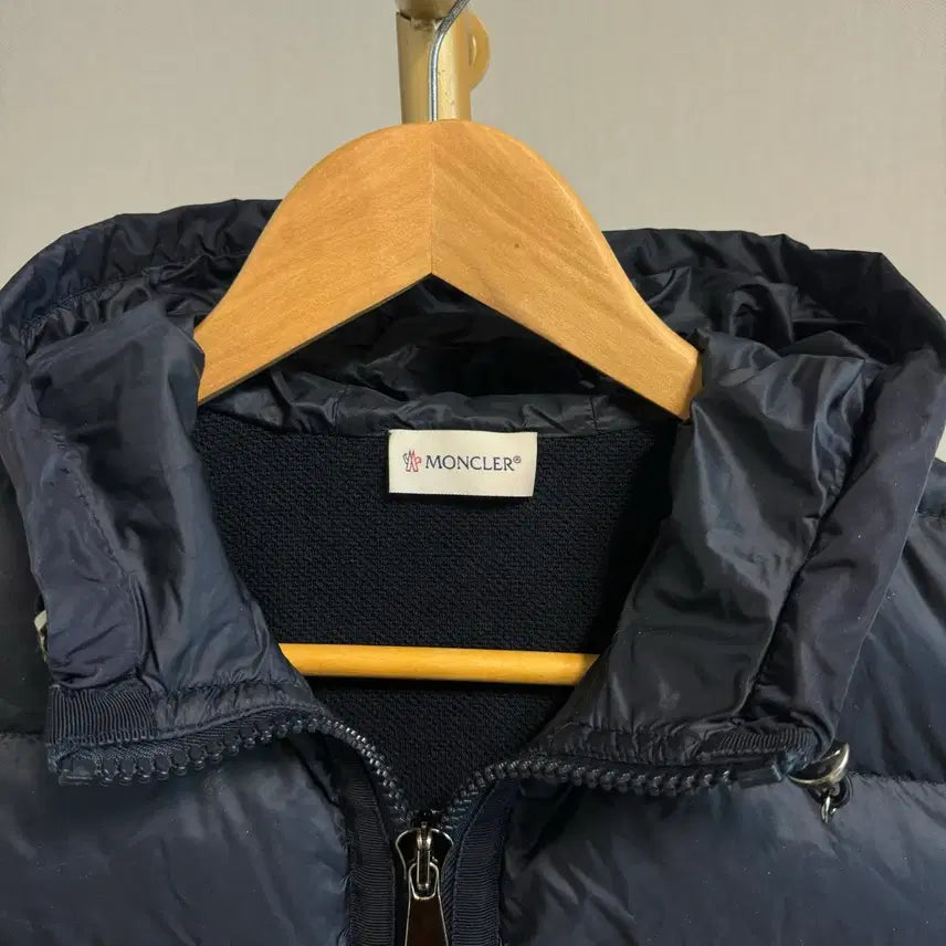 [SOLD OUT] [정품 , XS] 몽클레어 믹스 후드 니트패딩 네이비 여성