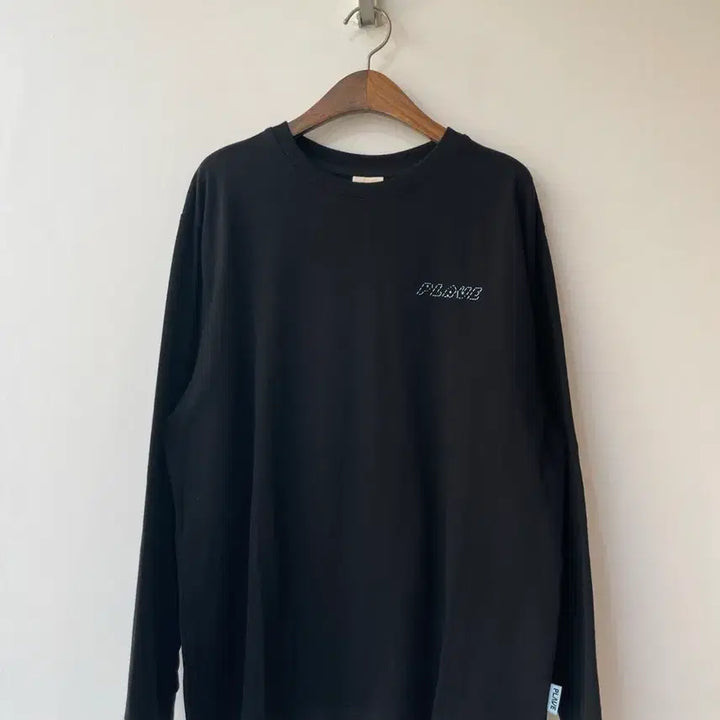 [BUNJANG] PLAVE Black Long Sleeve T-shirt (M) / 플레이브 블랙 긴팔 티셔츠 M