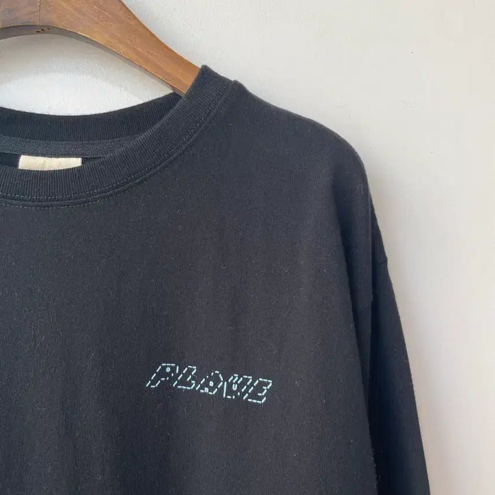 [BUNJANG] PLAVE Black Long Sleeve T-shirt (M) / 플레이브 블랙 긴팔 티셔츠 M