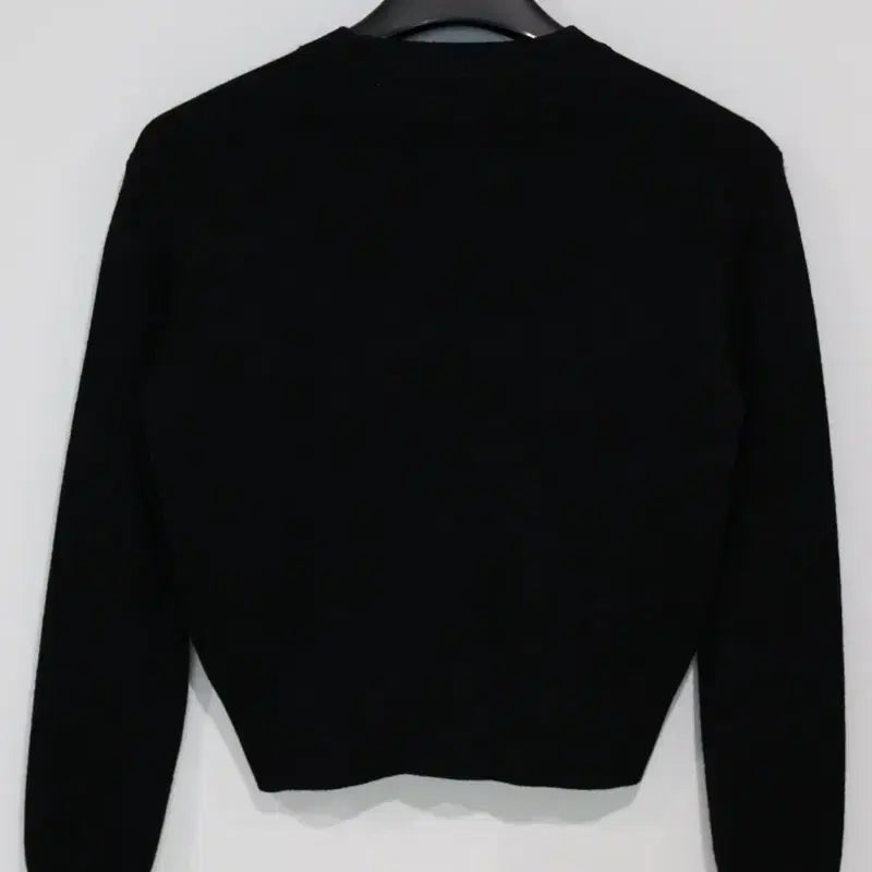 [BUNJANG] AMI Small Heart Black Wool Knit / 아미 스몰 하트 블랙 울 100 니트