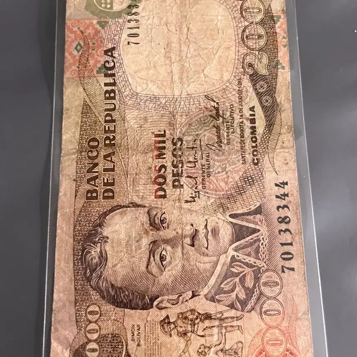 [BUNJANG] Colombia 2000 Peso Banknote / 콜롬비아 2000페소 구권 지폐 (희귀)