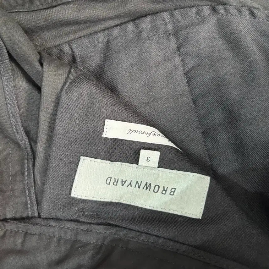 [SOLD OUT] 브라운야드 블랙 반바지