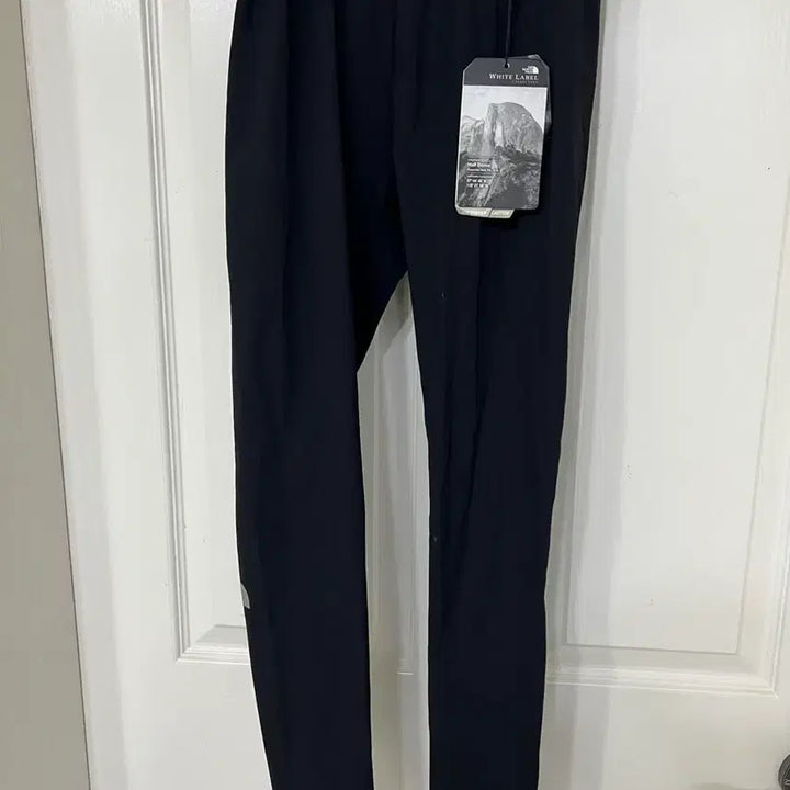[BUNJANG] The North Face White Label Black Leggings / 노스페이스 화이트라벨 블랙 레깅스