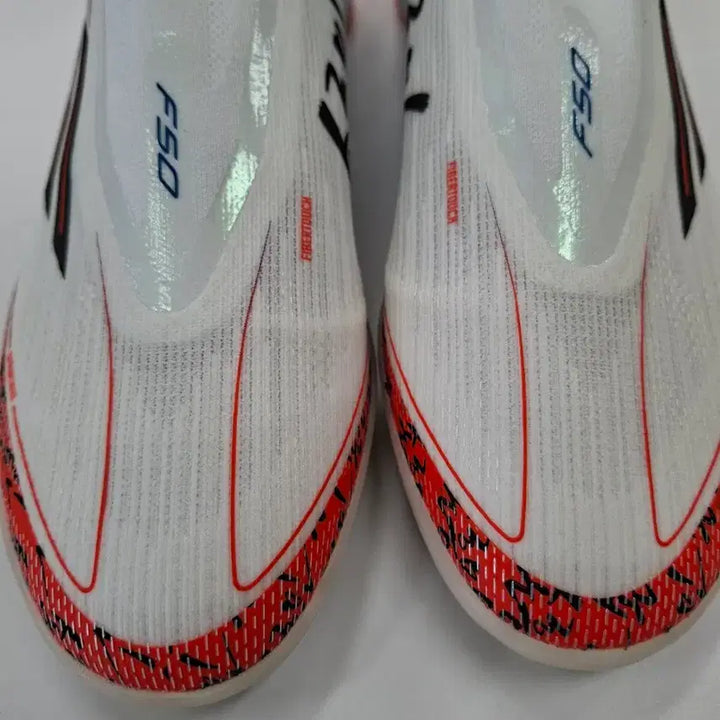 [SOLD OUT] 아디다스 손흥민 축구화F50 프로 손 태극7 레이스리스 TF 285사이즈