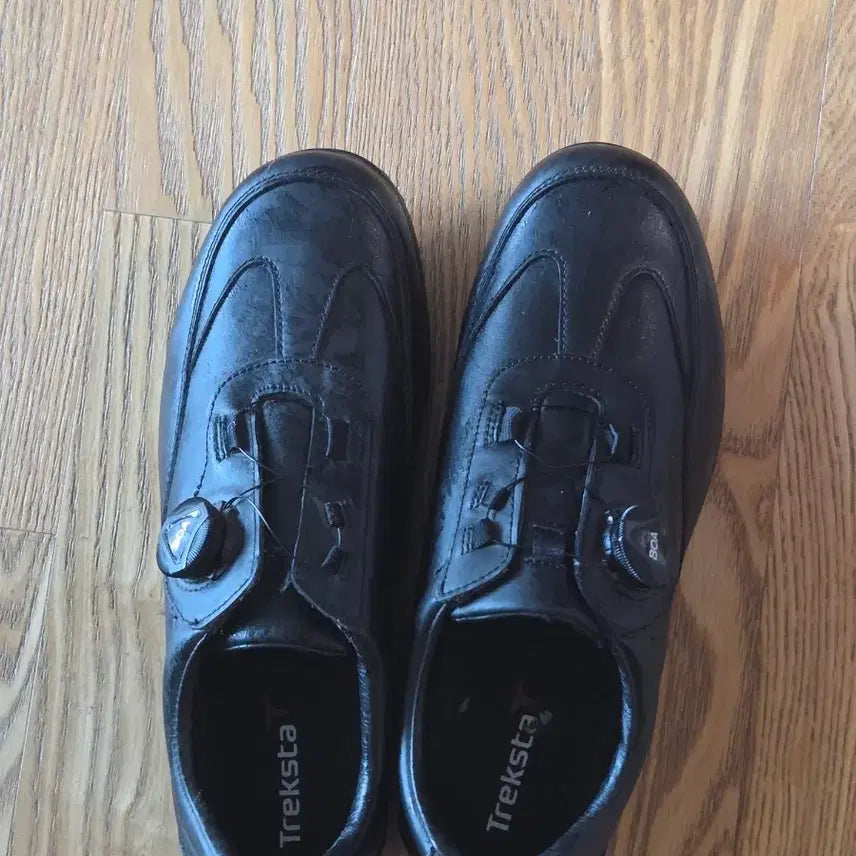 [BUNJANG] Treksta BOA Dial Black Hiking Shoes / 트렉스타 BOA 다이얼 블랙