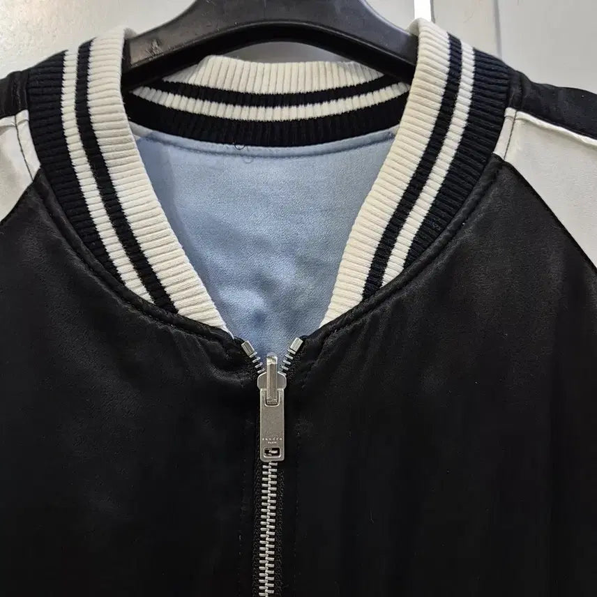 [SOLD OUT] 산드로 옴므 금붕어 자수 리버시블 스카잔 자켓 L (105)