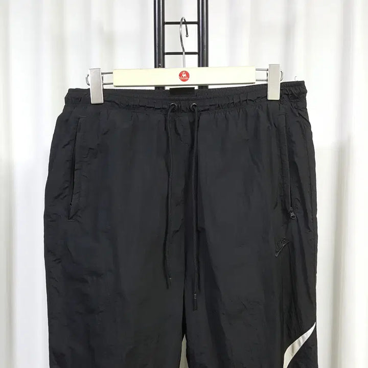 [SOLD OUT] 나이키 빅 스우시 우븐 팬츠 33-34인치 오일장