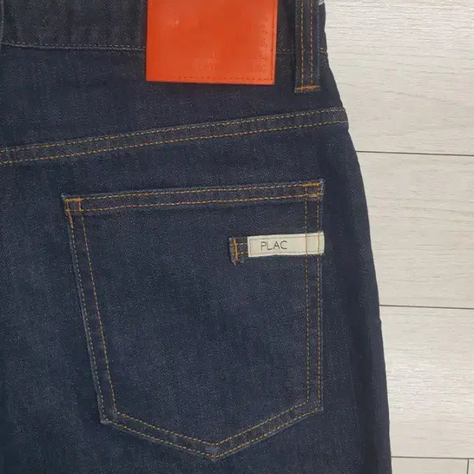 [SOLD OUT] 플랙진(사방스판) MILAN 32인치(No.173)S급! 드라이완료!