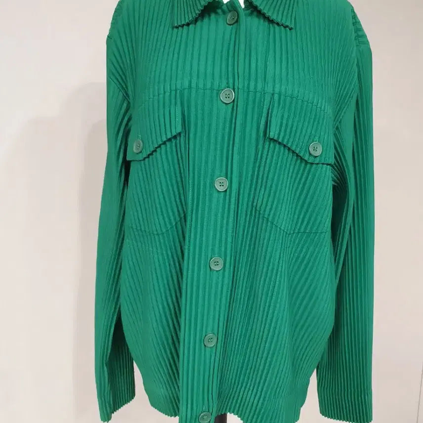 [BUNJANG] Pleats Me Green Shirt Jacket / 그린 플리츠미 셔츠 자켓 스타일
