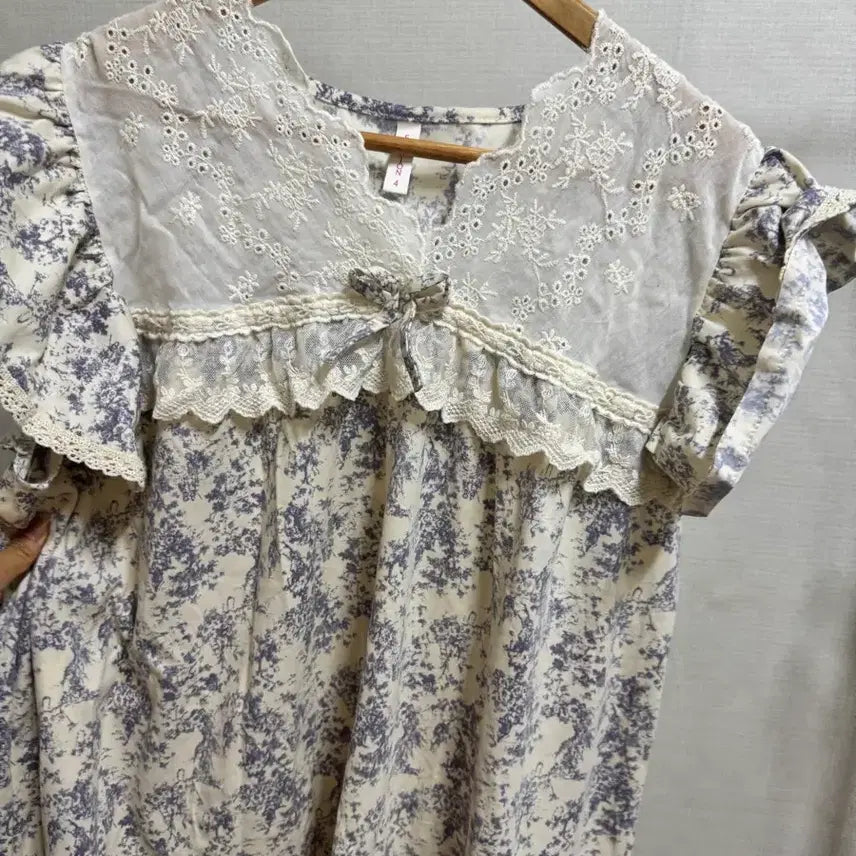 [BUNJANG] Floral Lace Long Dress Pajamas / 새상품 플라워 레이스 롱 원피스 잠옷 파자마