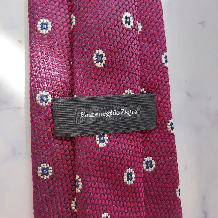 [BUNJANG] Ermenegildo Zegna Red Floral Jacquard Silk Tie / 제냐 실크 레드 플라워 자카드 넥타이 8.9cm A+등급 K2500