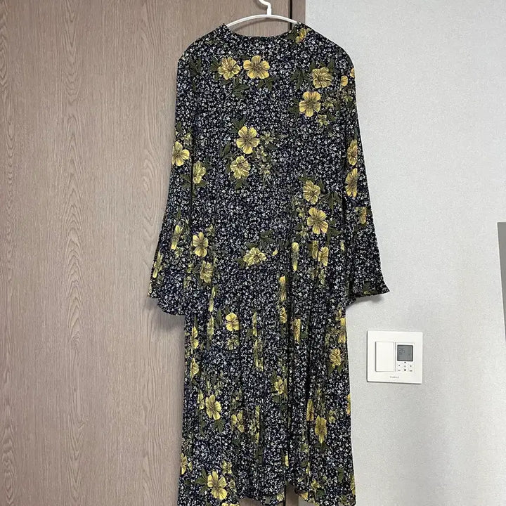 [BUNJANG] Floral Long Dress / 플라워 롱 원피스 검정꽃무늬